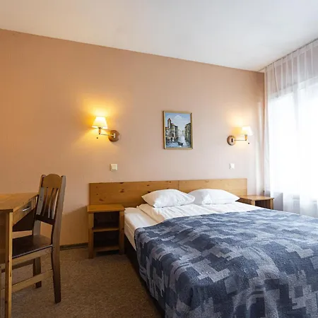 Hotel Good Eiropa Economy